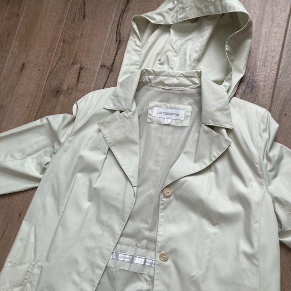 Liz Claiborne Lightweight Hooded Coat (like new) - Picture 3 of 8